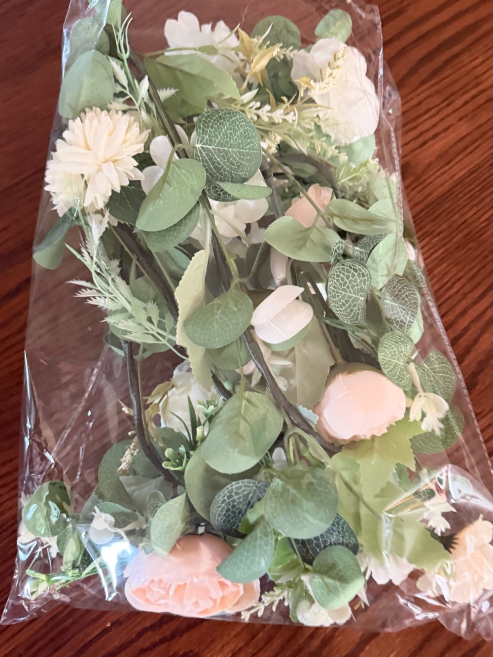 NWOT artificial eucalyptus and white rose floral garland